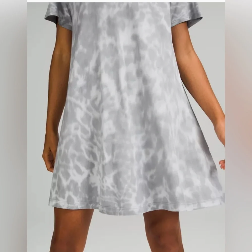 Lululemon Athletica All Yours Tee Dress Sz 8 Gray Tie Dye  Casual Athleisure - Picture 8 of 8
